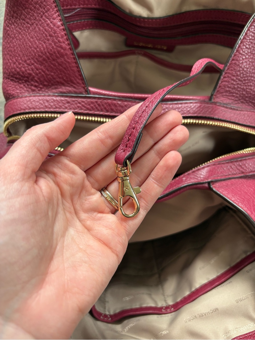 AUTHENTIC Michael Kors Maroon Pebble Leather Shoulder Bag - Picture 4 of 6